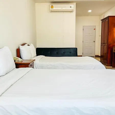Baan Suan Khun Ta&Golf Resort Ubon Ratchathani Bagian luar foto