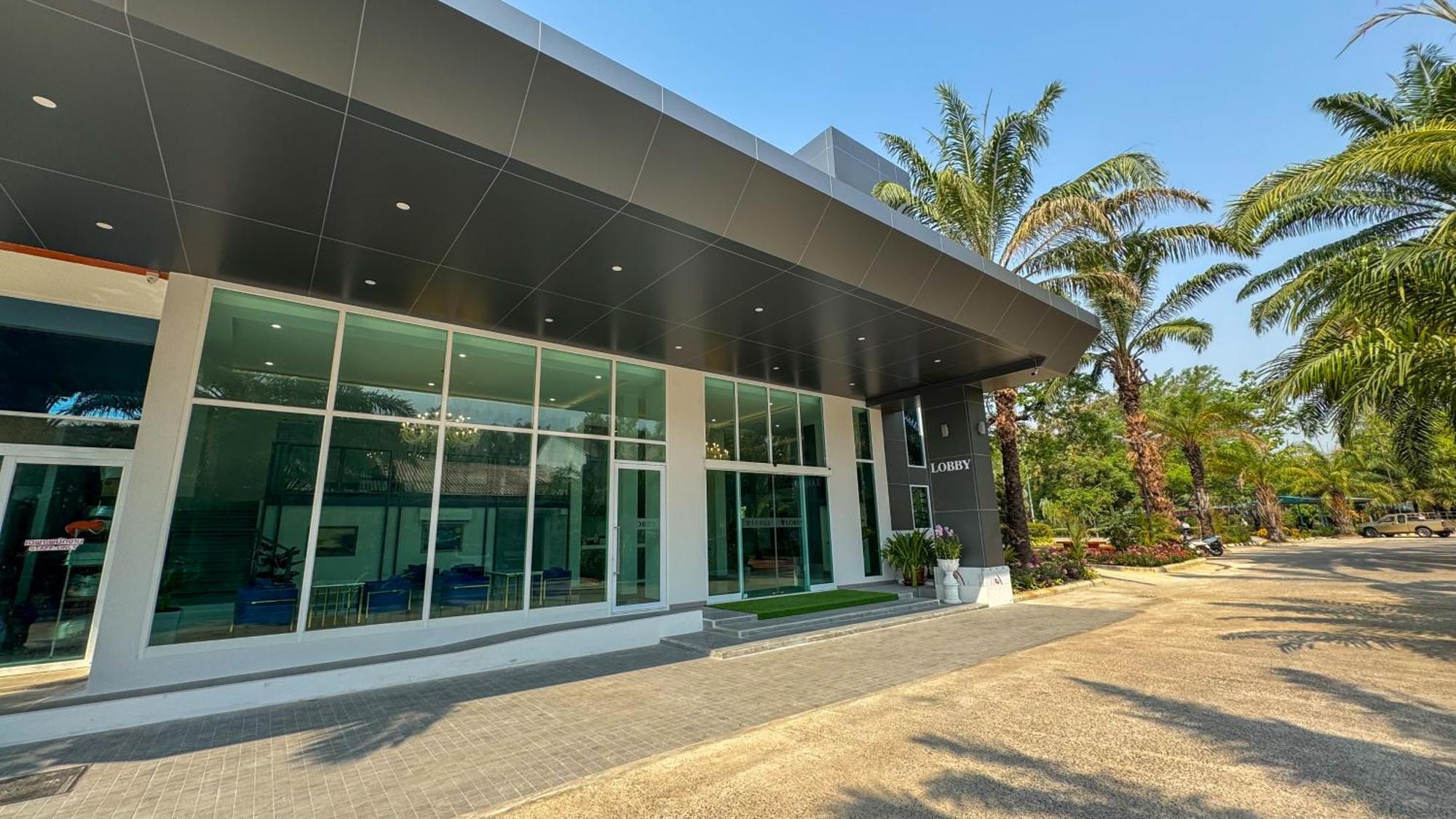 Baan Suan Khun Ta&golf Hotel Ubon Ratchathani