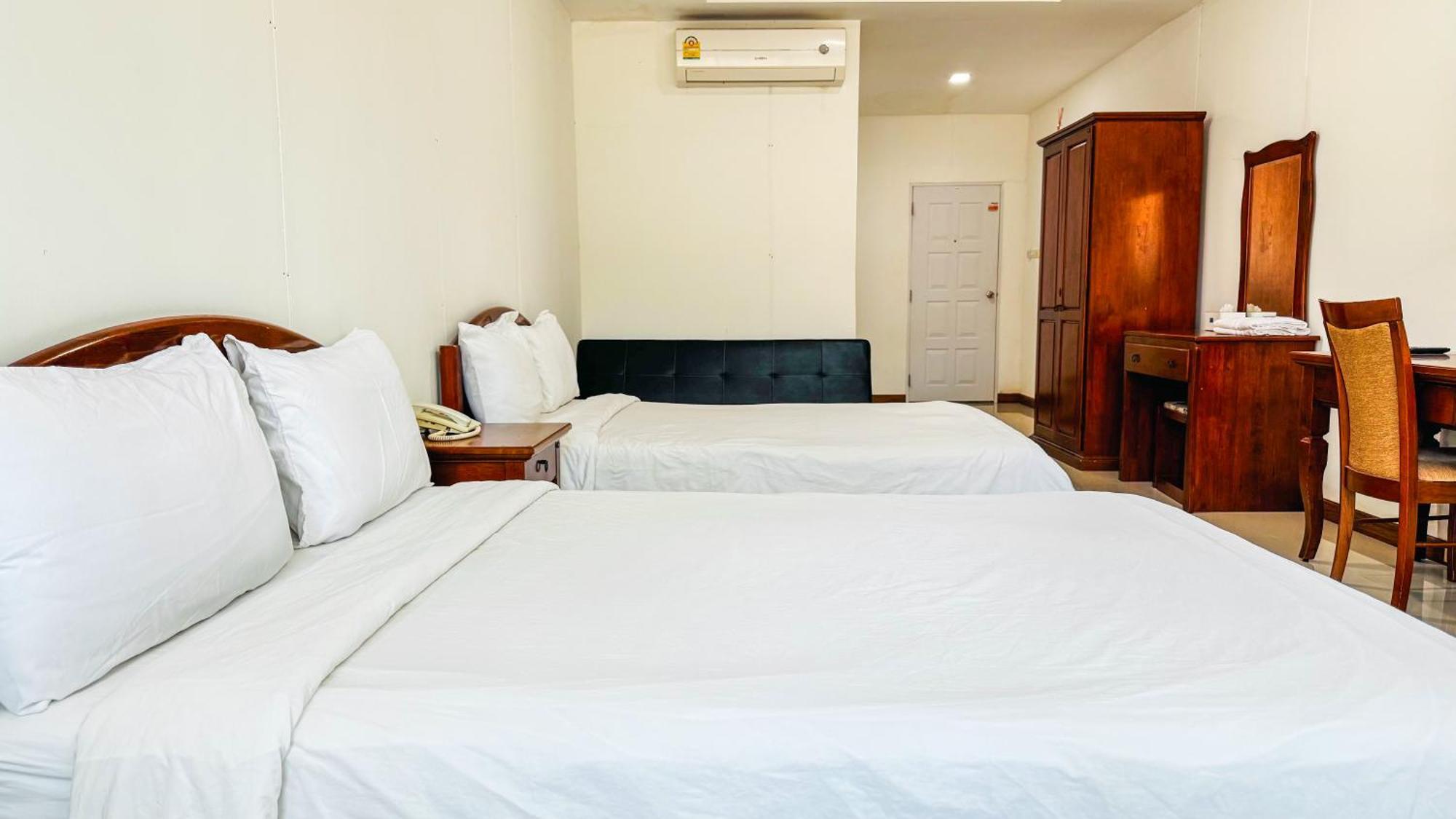 Baan Suan Khun Ta&golf 4*