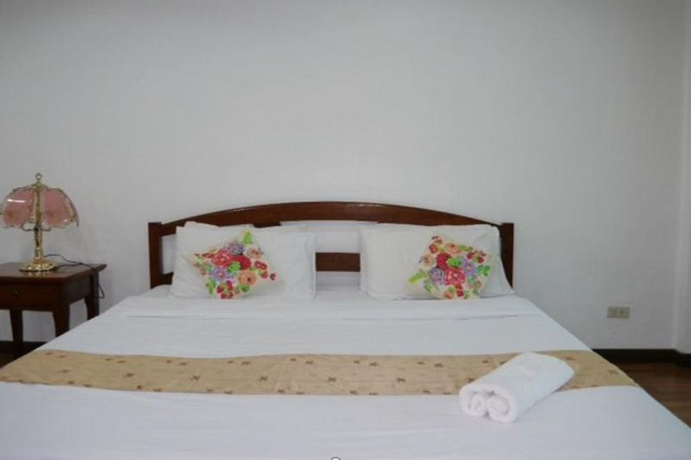 Hotel Baan Suan Khun Ta&golf